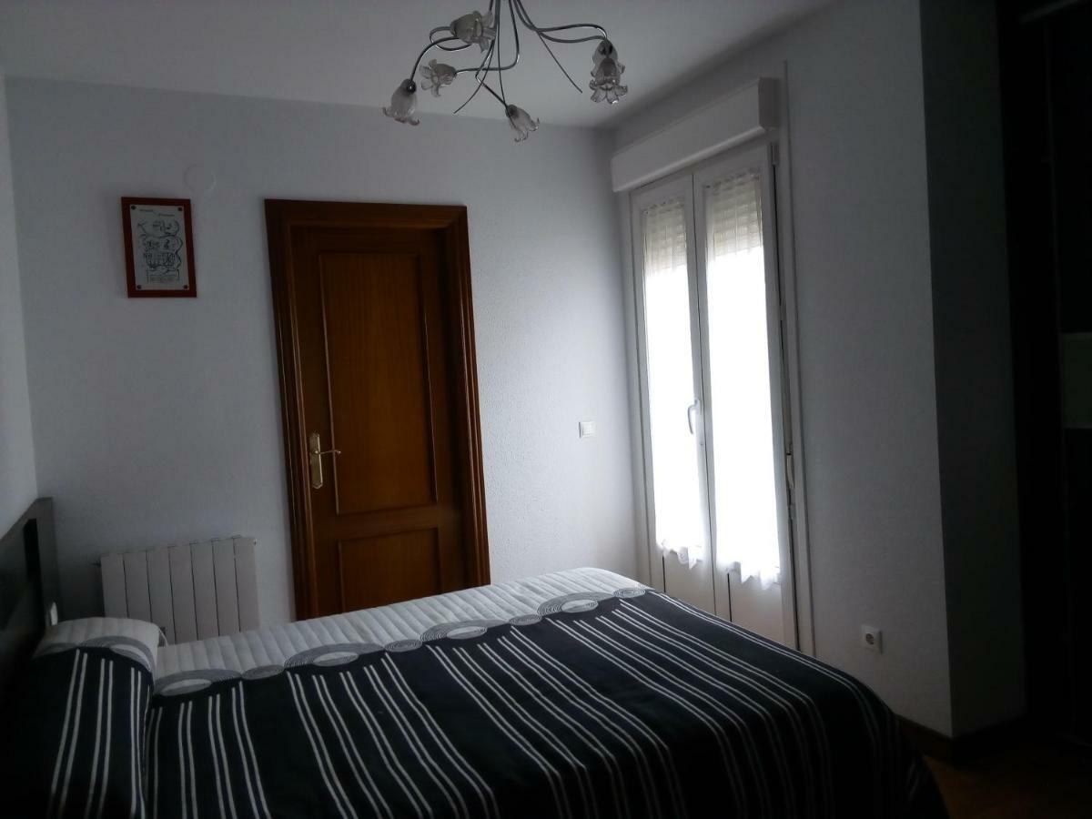 Leku-Eder Apartment Elizondo Ngoại thất bức ảnh
